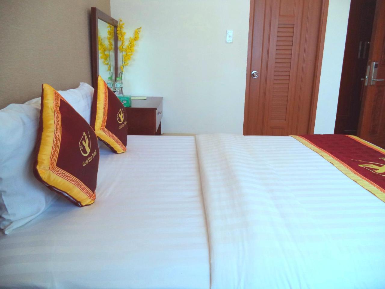 Golf Star Hotel Хошимин Екстериор снимка
