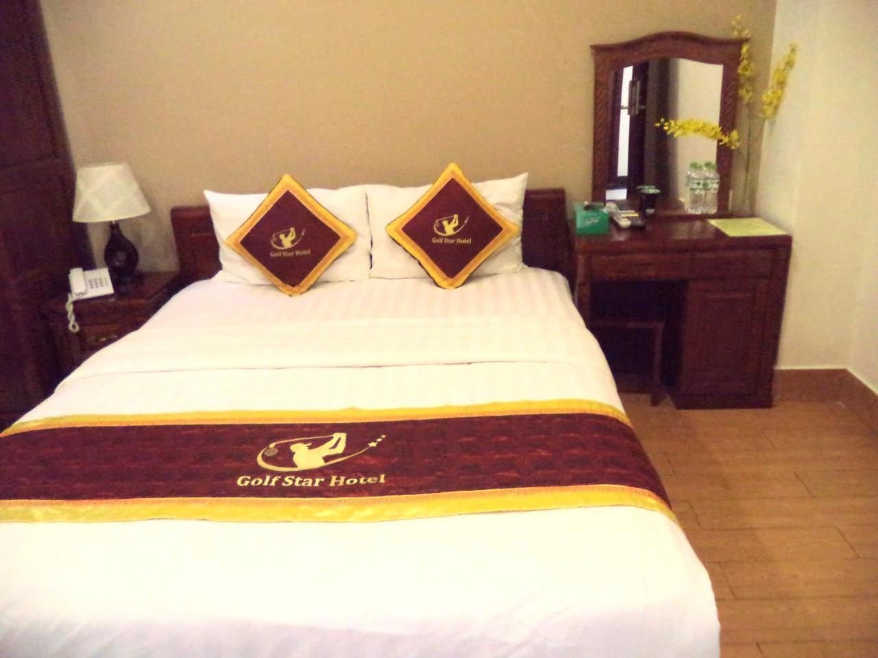 Golf Star Hotel Хошимин Екстериор снимка